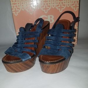 Platform Strappy Sandal